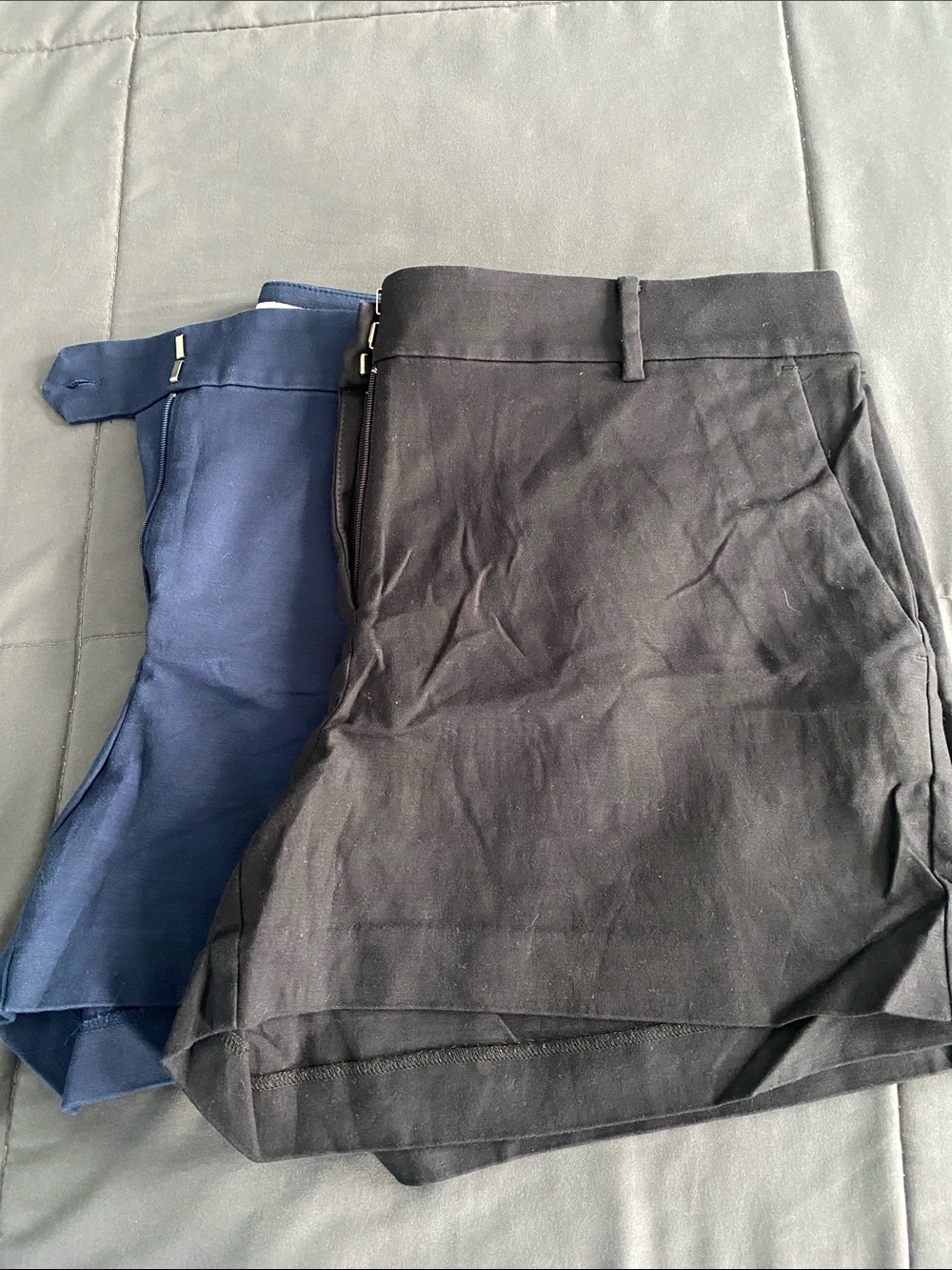 Curvy LOFT shorts in Black and Navy